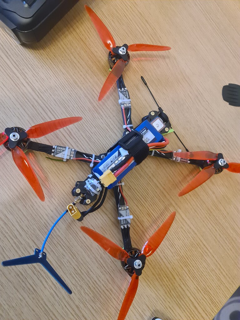 Cheap Long Range Cinematic Drone DroneTrest cheap-long-range-cinematic-drone-dronetrest